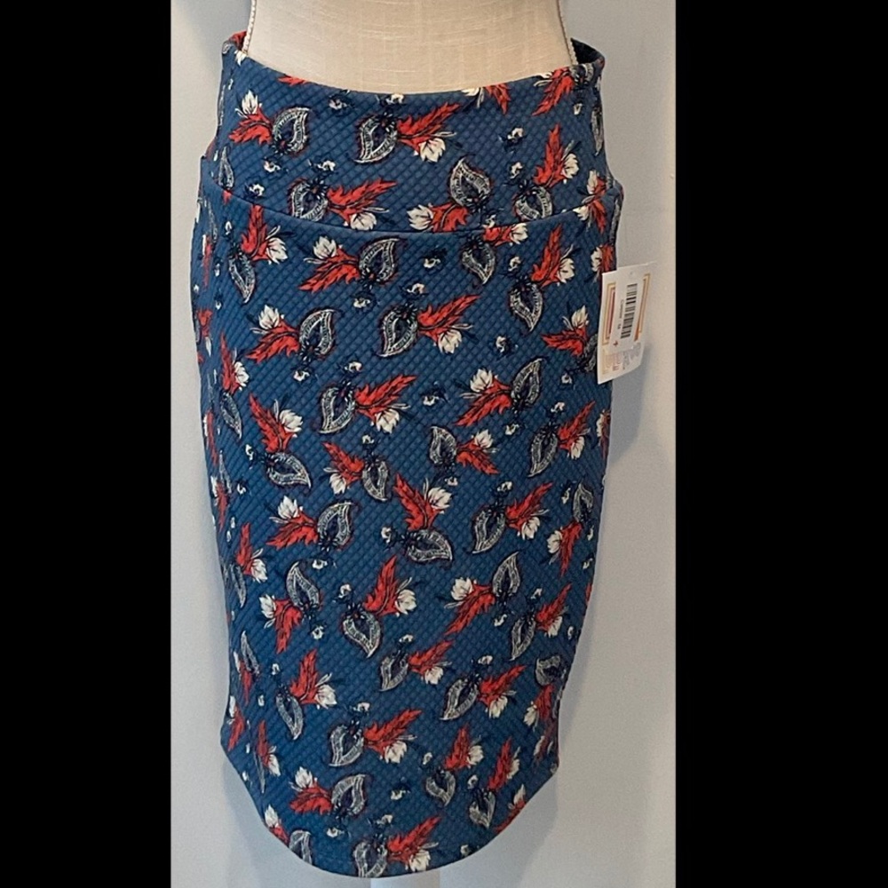 Lularoe Quilted Cassie Pencil Skirt - NWT